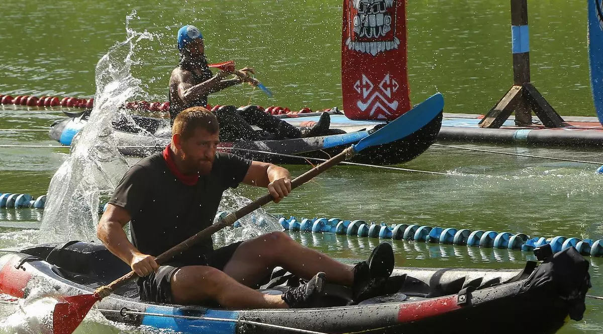 Scandalul de la „Survivor România” a atins cote maxime. „Ești o cotoroanță. În ce filme te afli?”. Cătălin Moroșanu l-a făcut praf pe Zanni, după ce a jignit-o pe Elena