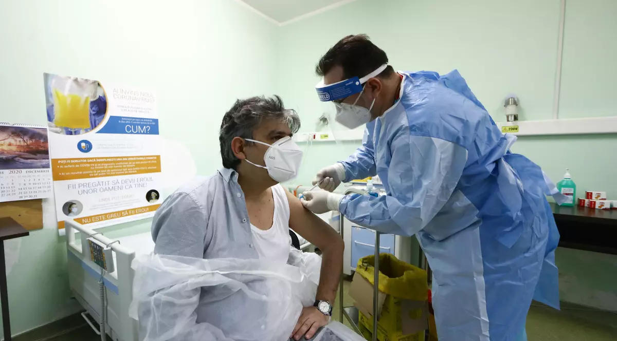 Ministerul sănătății: „Vaccinarea este recomandată şi persoanelor care au avut COVID-19”