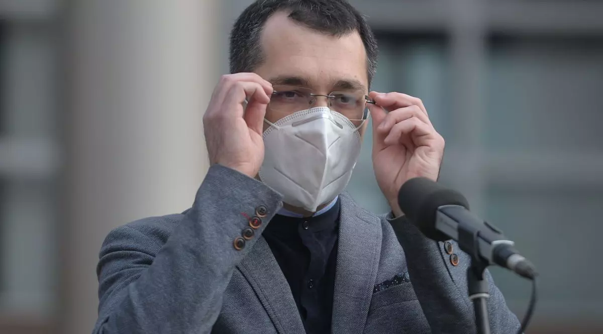 Vlad Voiculescu: „S-au cheltuit 20 de milioane de euro pe studii de fezabilitate pentru spitale regionale în anii 2000. Sunt de atunci 13-14 ani și nu au nici măcar o fundație”