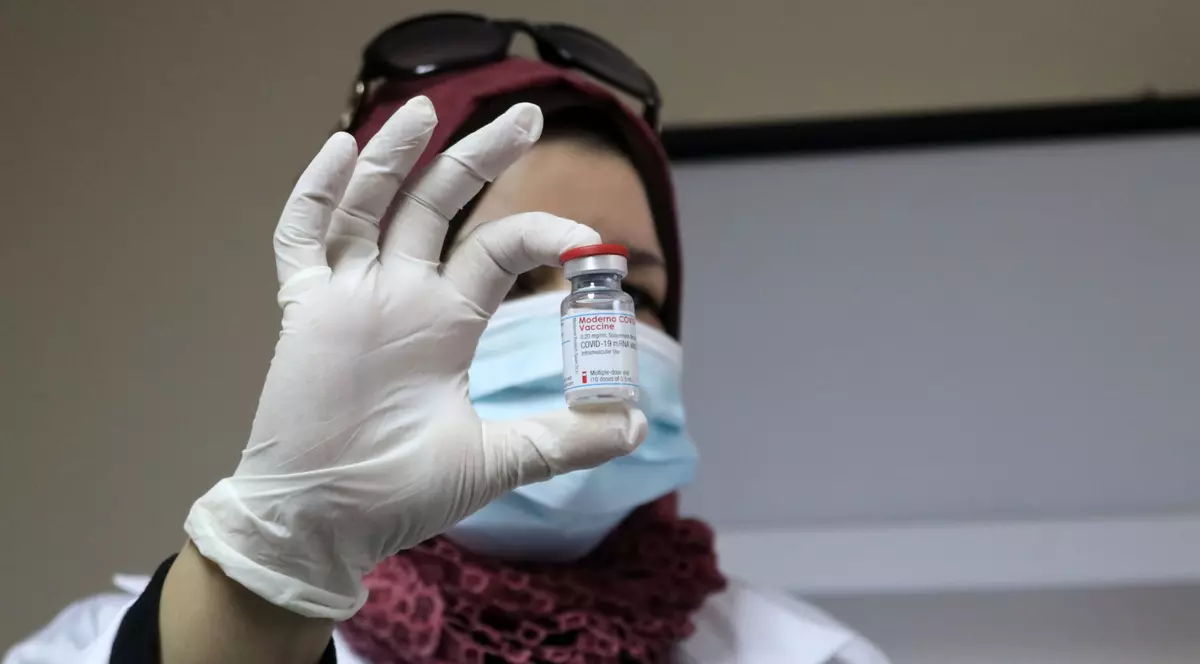 Israelul va vaccina 100.000 de palestinieni care muncesc pe teritoriul său