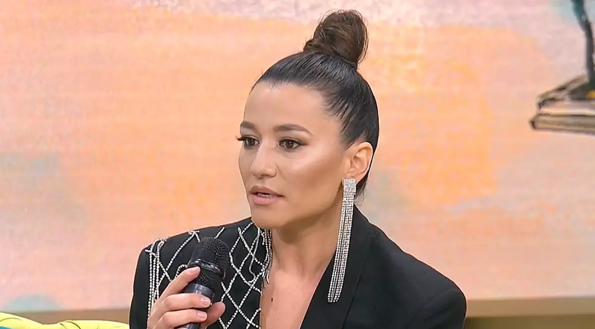 Claudia Pătrășcanu, despre perioada grea prin care trece, de când este în divorț cu fostul soț. „Nu ne putem schimba trecutul”