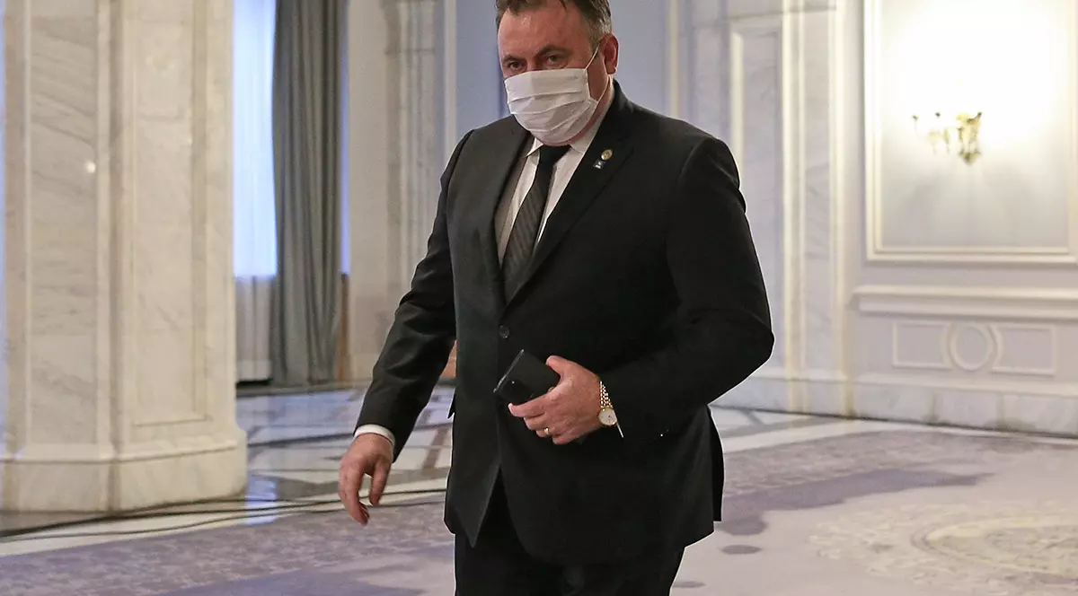 Nelu Tătaru: Vlad Voiculescu va fi audiat în Parlament, dacă Guvernul nu lămureşte problema listelor cu testarea pe judeţe