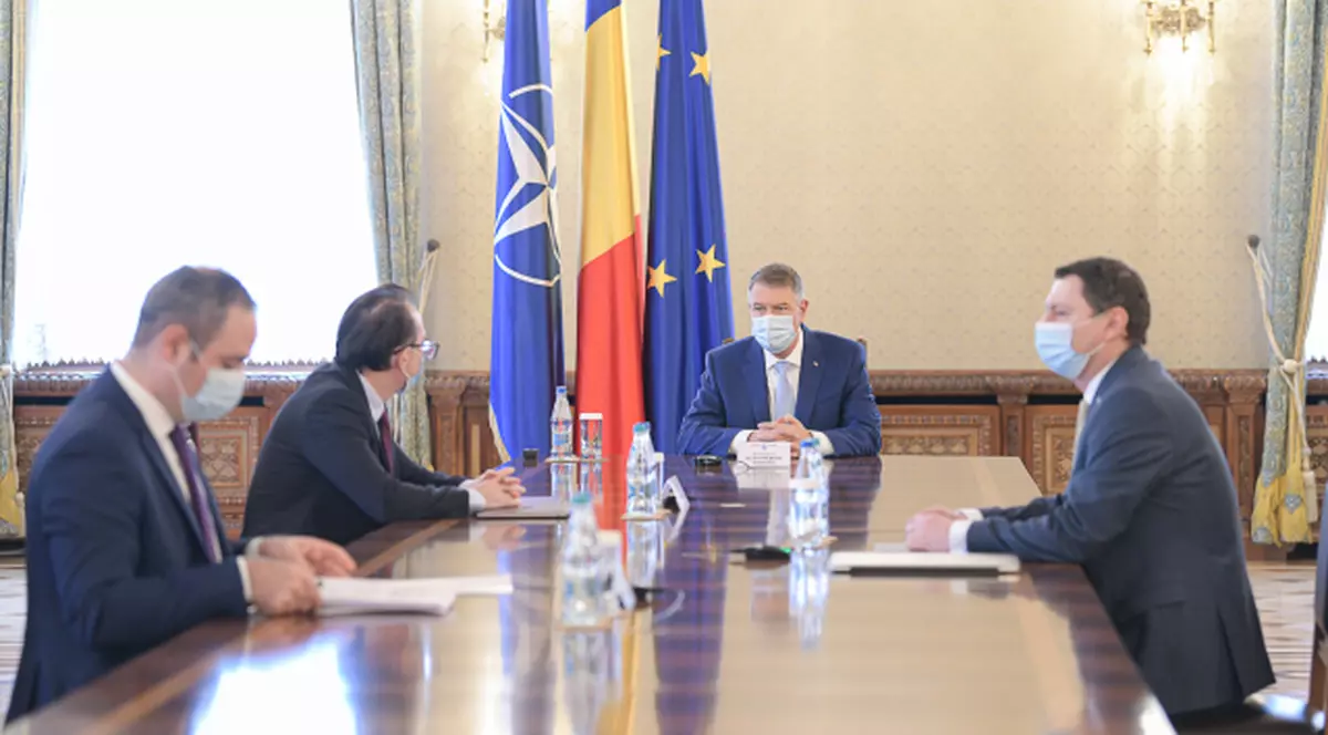 Ședință la Cotroceni. Președintele Klaus Iohannis, discuții cu reprezentanții Guvernului despre fondurile europene pentru redresare