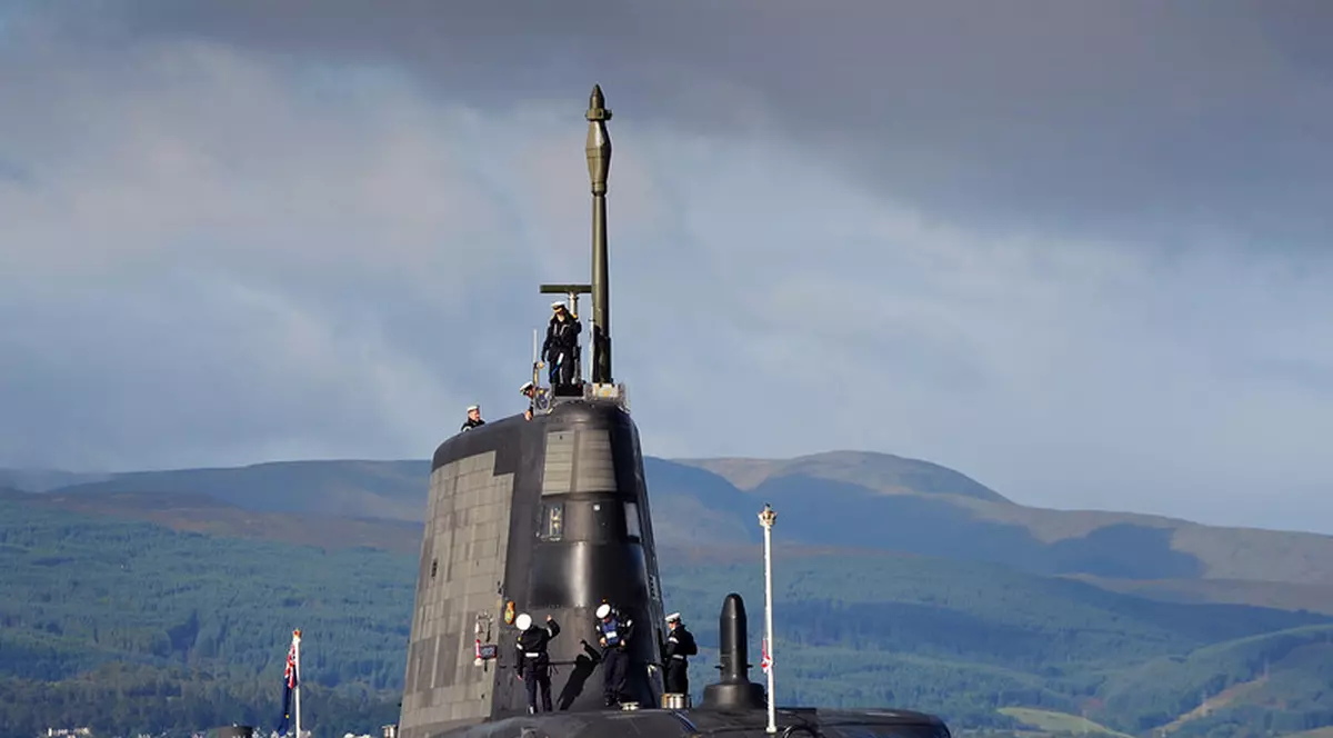 SUA și-au avariat submarinul într-un munte subacvatic care nu apare pe hărți. Incidentul, explicat după o lună