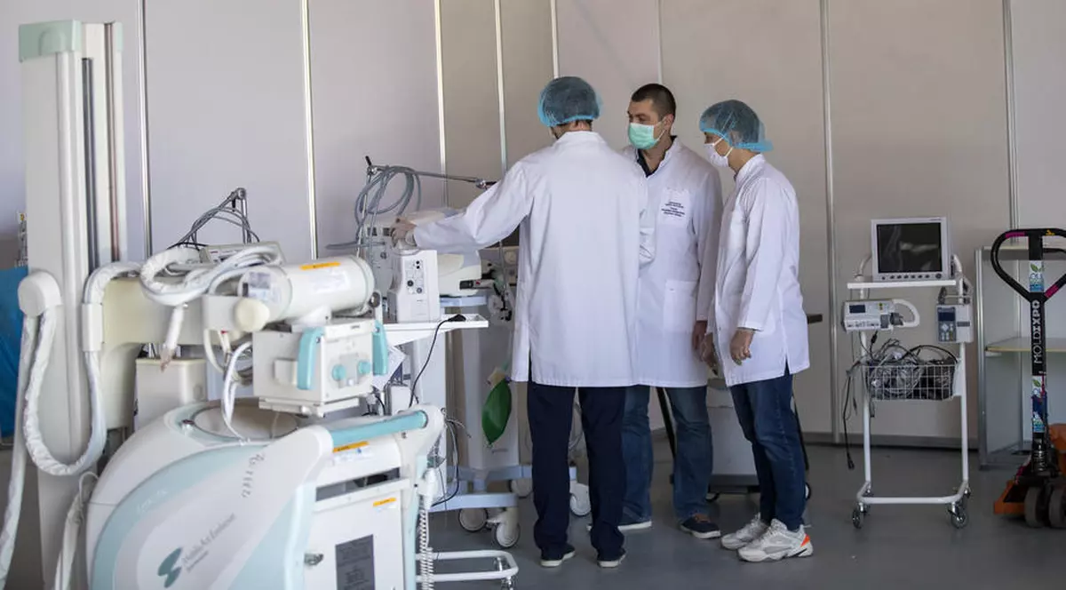 Deutsche Welle, despre lupta Republicii Moldova cu al doilea val al pandemiei: fără vaccin, fără guvern și cu un sistem de sănătate epuizat