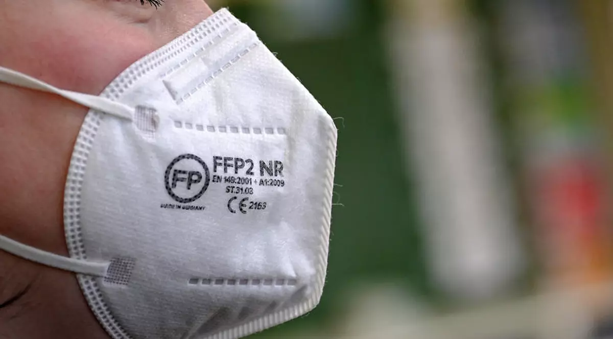 Cehia impune cetățenilor să poarte măști medicale de tip FFP2 sau FFP3 în unele zone. Alte două state din UE aplică deja măsuri similare