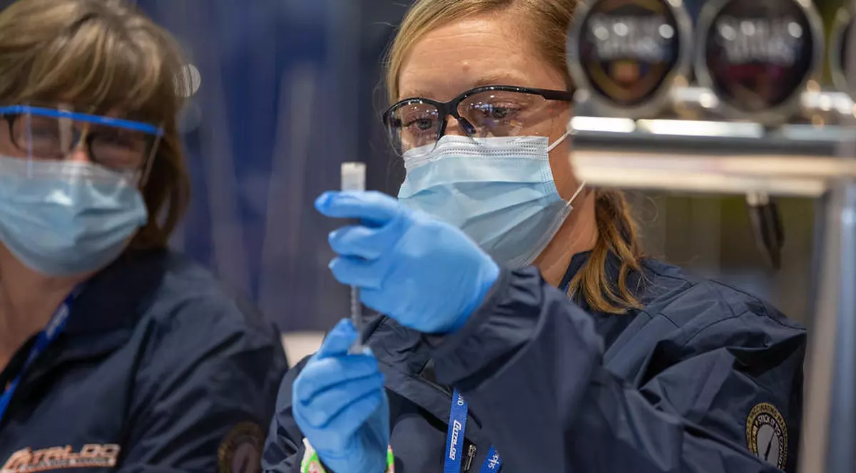 UE va primi de la Pfizer 75 de milioane de doze de vaccin în plus, în trimestrul doi, anunță Ursula von der Leyen