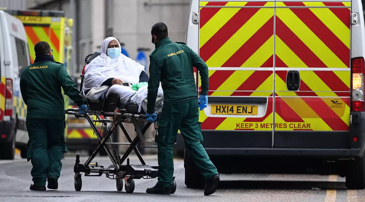 Studiu: Un medicament pentru astm reduce cu 90% riscul de spitalizare al pacienților cu COVID-19