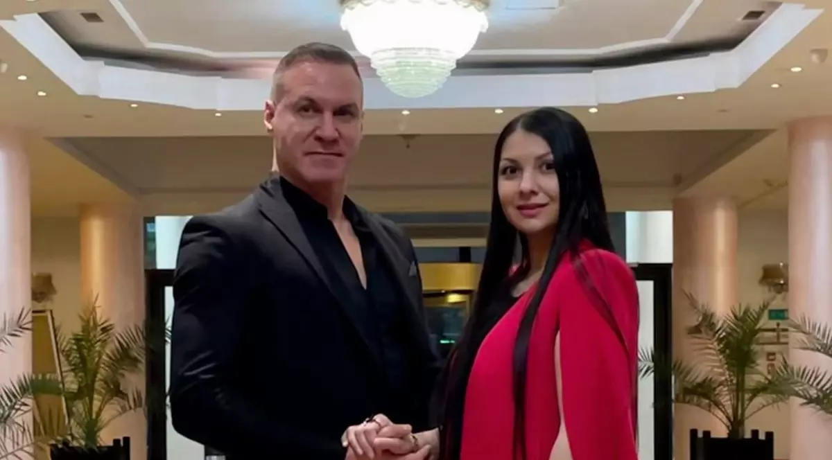 Alin Oprea, detalii despre relația cu iubita lui, după divorțul de Larisa. Cum se înțeleg, de fapt, cei doi. „În această zonă, eu sunt afon total”