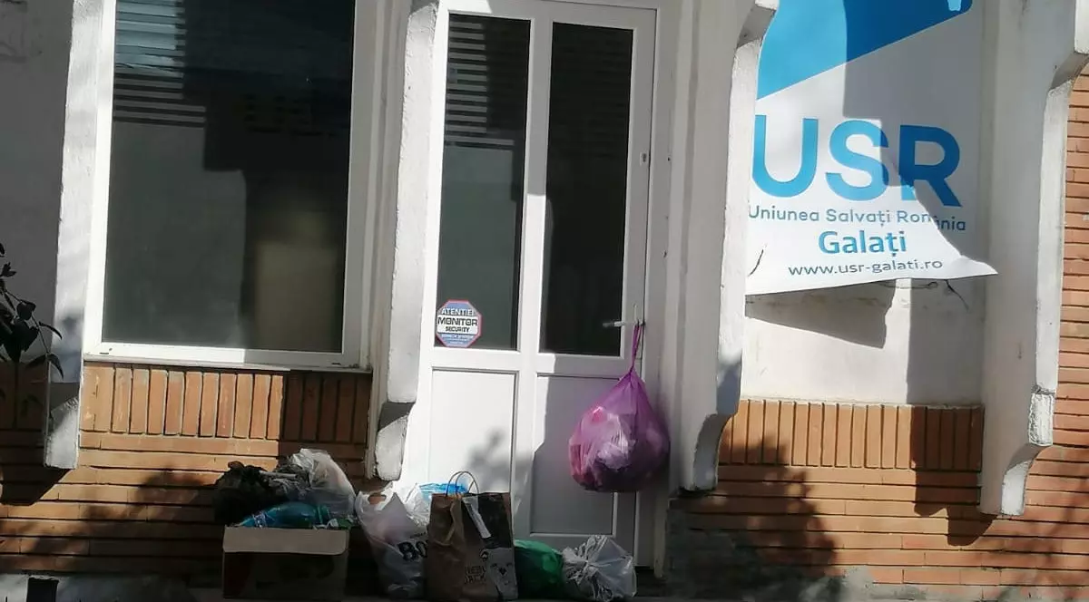 Sediul USR Galați, vandalizat. „Mulți nu cunosc granița între civilizație și barbarie”﻿
