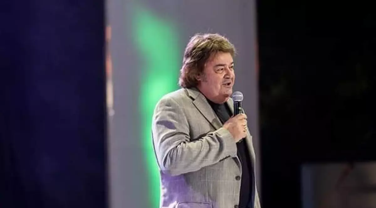 Artistul Adrian Romcescu a locuit 30 de ani în Danemarca, acum se mută definitiv în România. Ce se va întâmpla cu soția lui. „Nu a putut să vină”