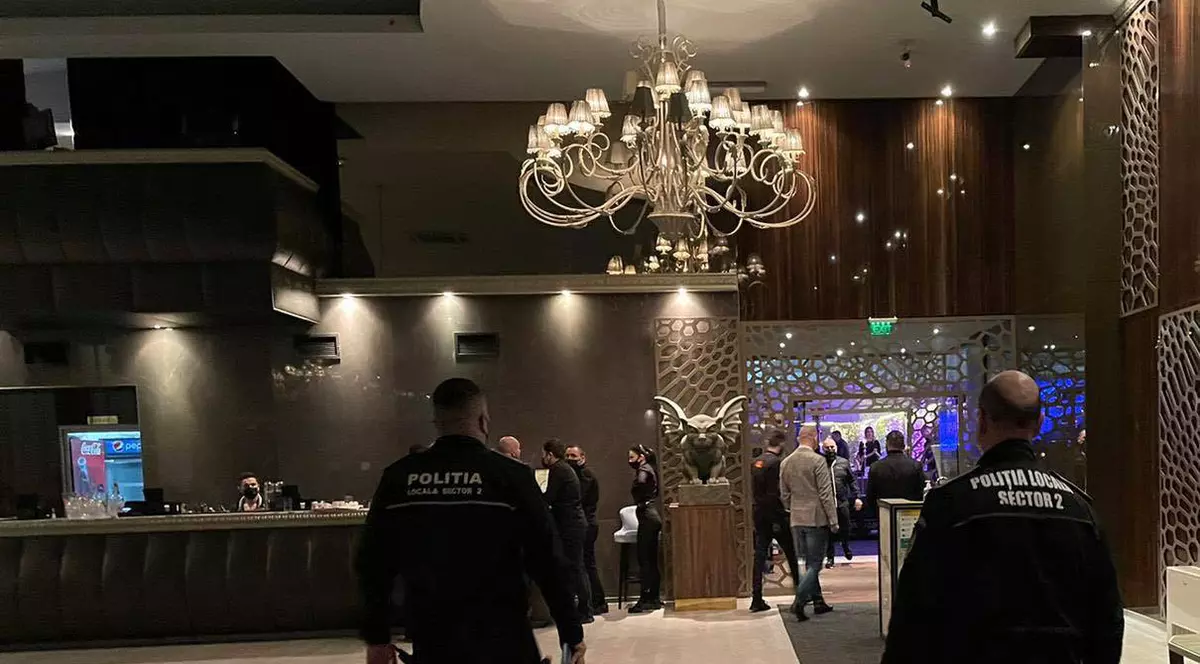 Guvernul a aprobat proiectul privind închiderea restaurantelor care încalcă regulile anti-Covid. Legea trebuie să treacă și de Parlament. Club Foto: Facebook Radu Mihaiu