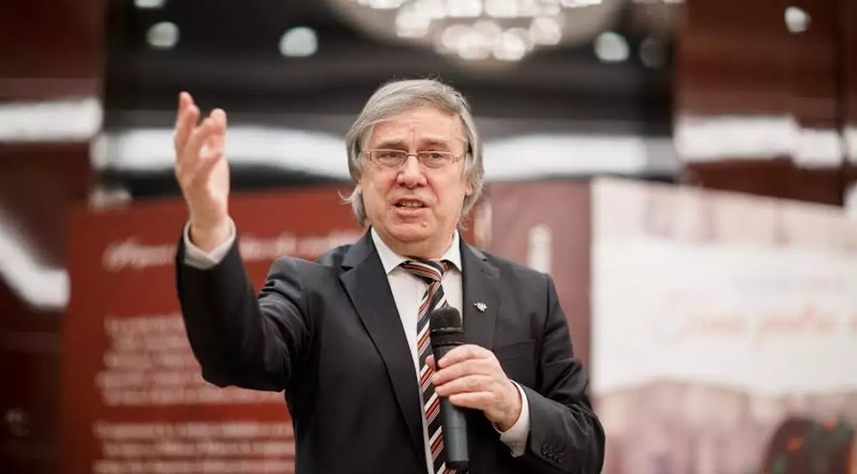 Nicolae Dabija a murit. Scriitorul basarabean era internat cu COVID