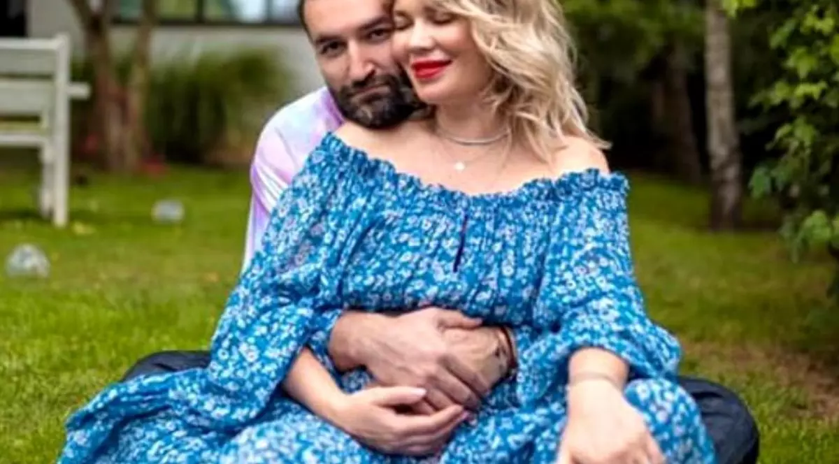 Gina Pistol, imagine neașteptată cu fiica ei și a lui Smiley. Cum a îmbrăcat-o pe micuța Josephine