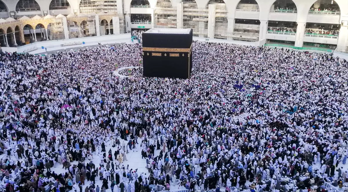 Pelerinajul de la Mecca, doar pentru musulmanii vaccinați anti-COVID, în acest an