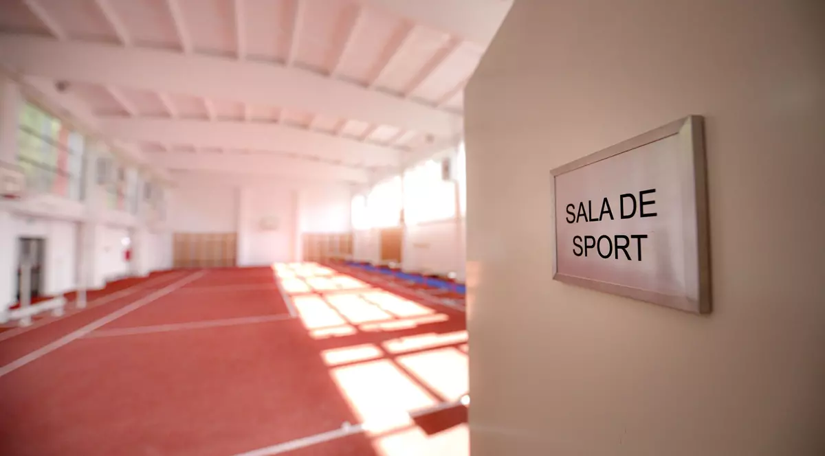 Ministrul educației: „Nu există state europene care să oblige la purtarea măștii în orele de sport”