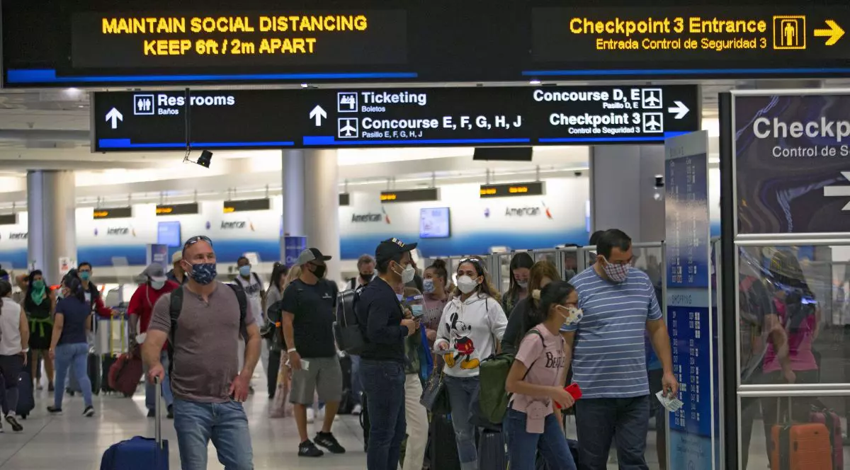 Cehia, Ungaria și Maldive au intrat în zona roșie. Noua listă a țărilor cu risc epidemiologic