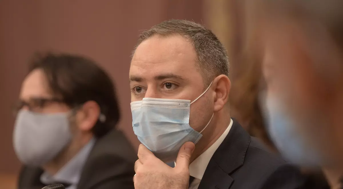 Finanțele trag linie: în 2020 s-au plătit 25 de miliarde de lei pentru sporuri, prime, premii și alte indemnizații
