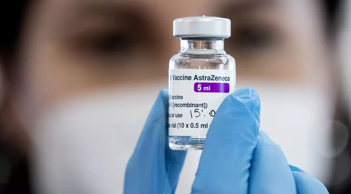 9.000 de români și-au anulat programarea la vaccinare cu AstraZeneca până vineri dimineața