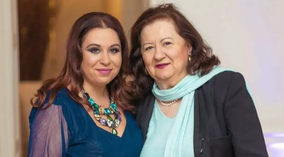 Oana Roman a vorbit despre starea de sănătate a mamei sale. „Nu-și poate mișca o mână, nu se poate îmbrăca singură”
