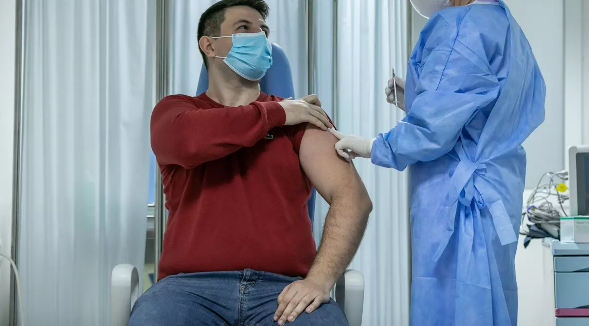 vaccinare anti-COVID-19