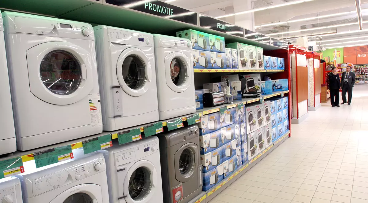 Unele electronice și electrocasnice vor avea de la 1 martie noi etichete energetice