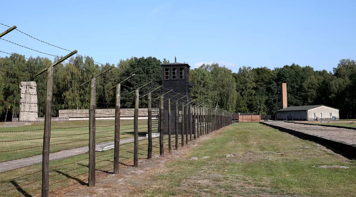 Un bărbat de 96 de ani, despre care există dovezi că a fost  gardian nazist, este considerat inapt pentru proces