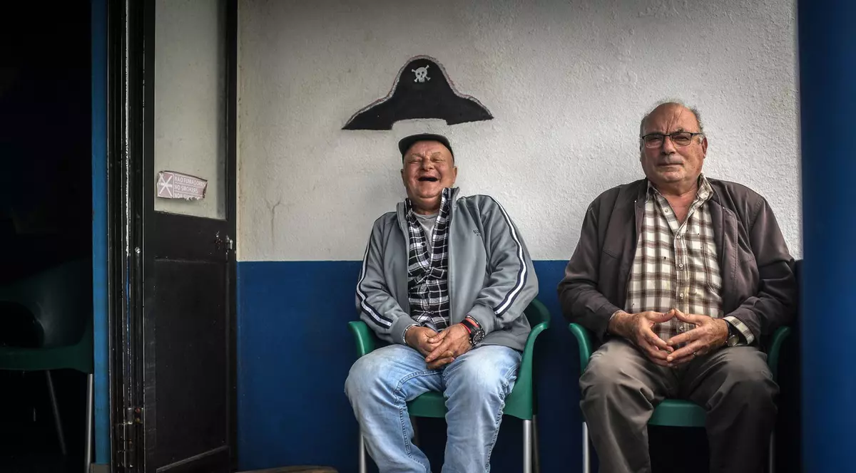 „Trăim deja o viață foarte apropiată de cea normală”. Mărturiile locuitorilor de pe insula unde toată lumea s-a vaccinat anti-COVID