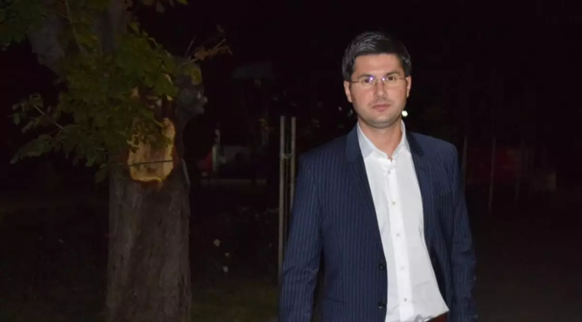 Dezvăluirile unui medic pneumolog: ”Multe firme au oameni pozitivi, care continuă să vină la muncă”. Ce îi recomandă lui Raed Arafat﻿
