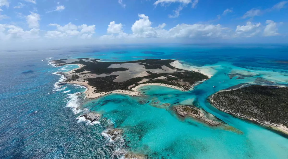 Cea mai mare insulă privată din Bahamas va fi scoasă la licitație. La cât este evaluată bucata de paradis