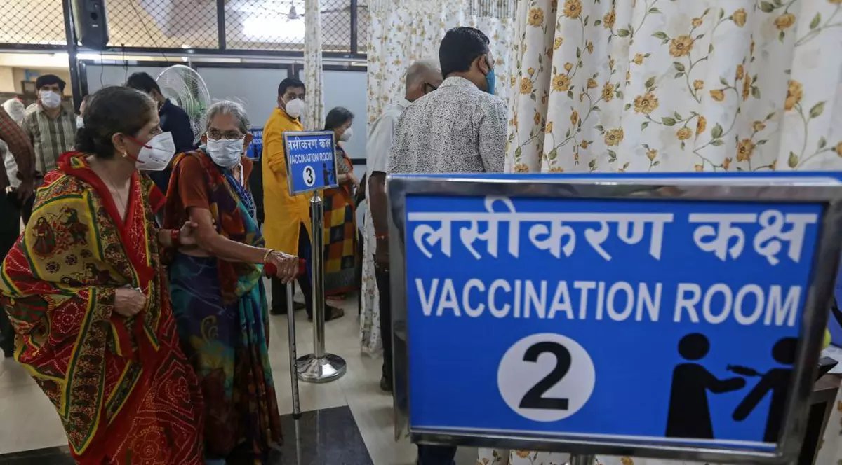 India a blocat exportul de vaccinuri COVID, așteptate de zeci de țări din întreaga lume