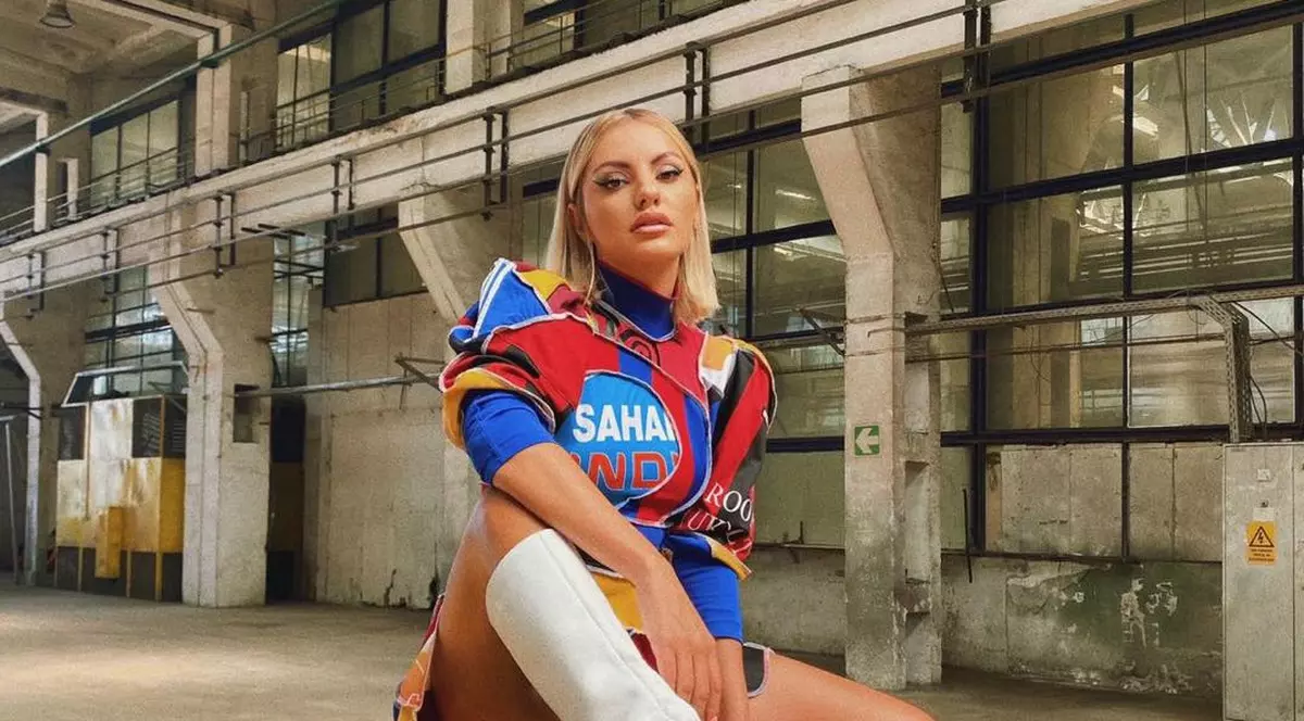 Alexandra Stan a rămas făra contul de Instagram. „Sunt date confidențiale”