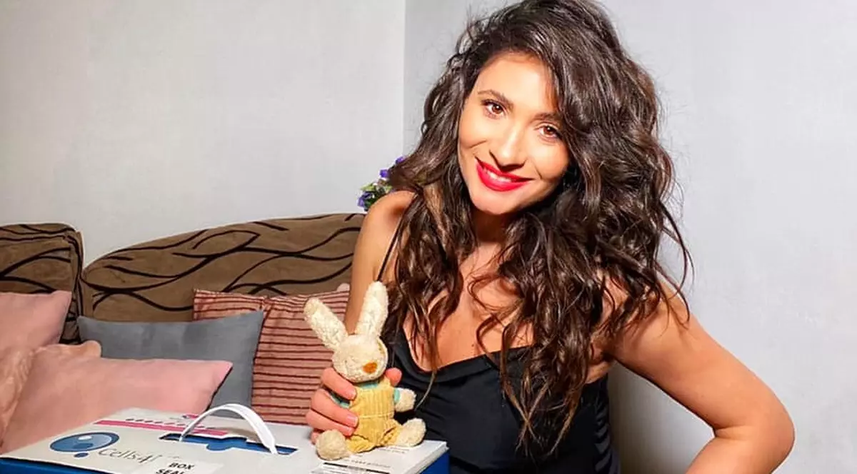 Laura Micovschi, prezentatoarea de la Antena Stars, a născut un băiețel. Ce nume a ales pentru acesta