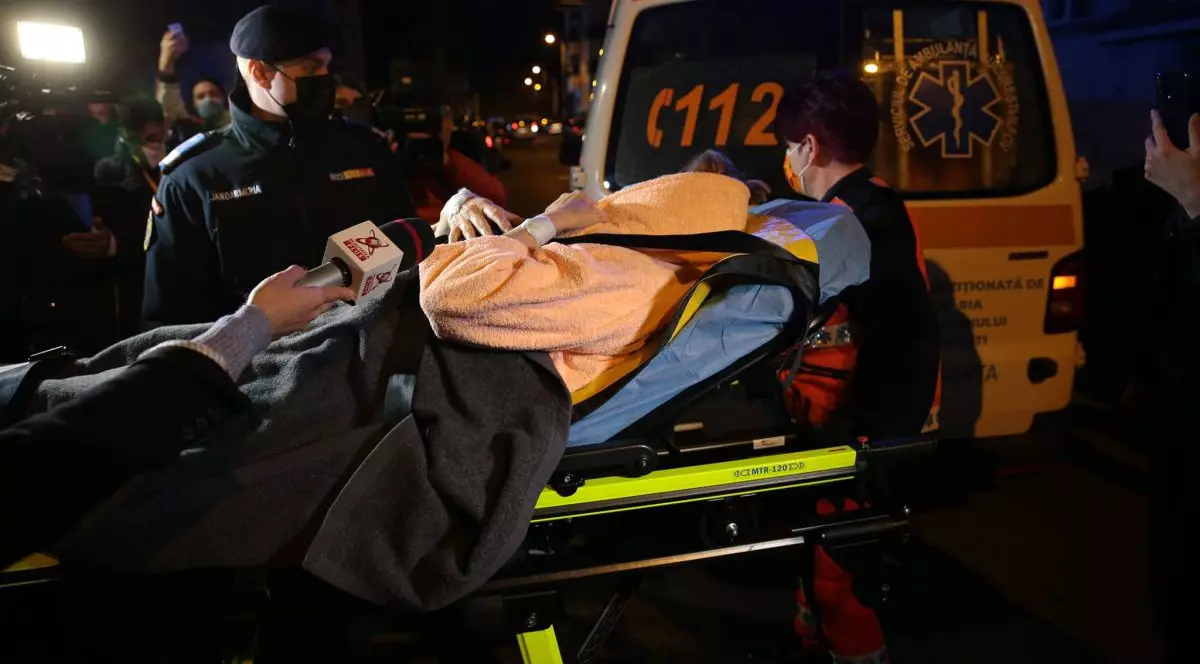 Criza locurilor COVID de la ATI: Spitalul Foișor, evacuat cu scandal pentru ca unitatea să devină spital COVID
