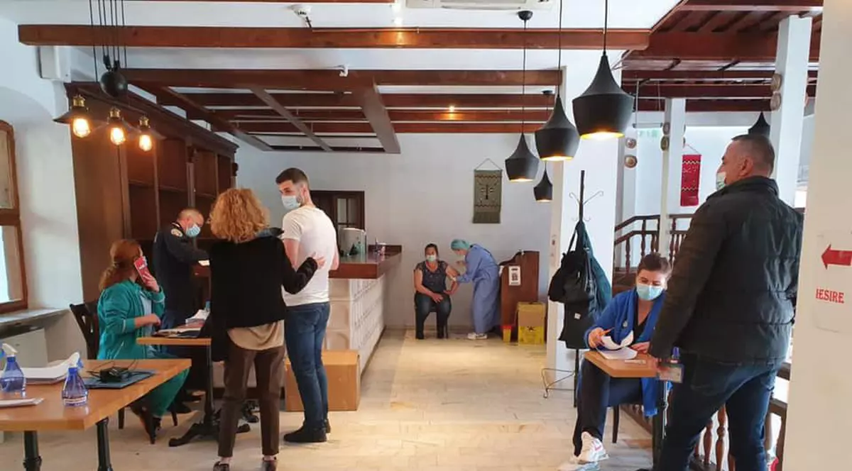 79 de companii au început imunizarea angajaților. Câte persoane au fost vaccinate