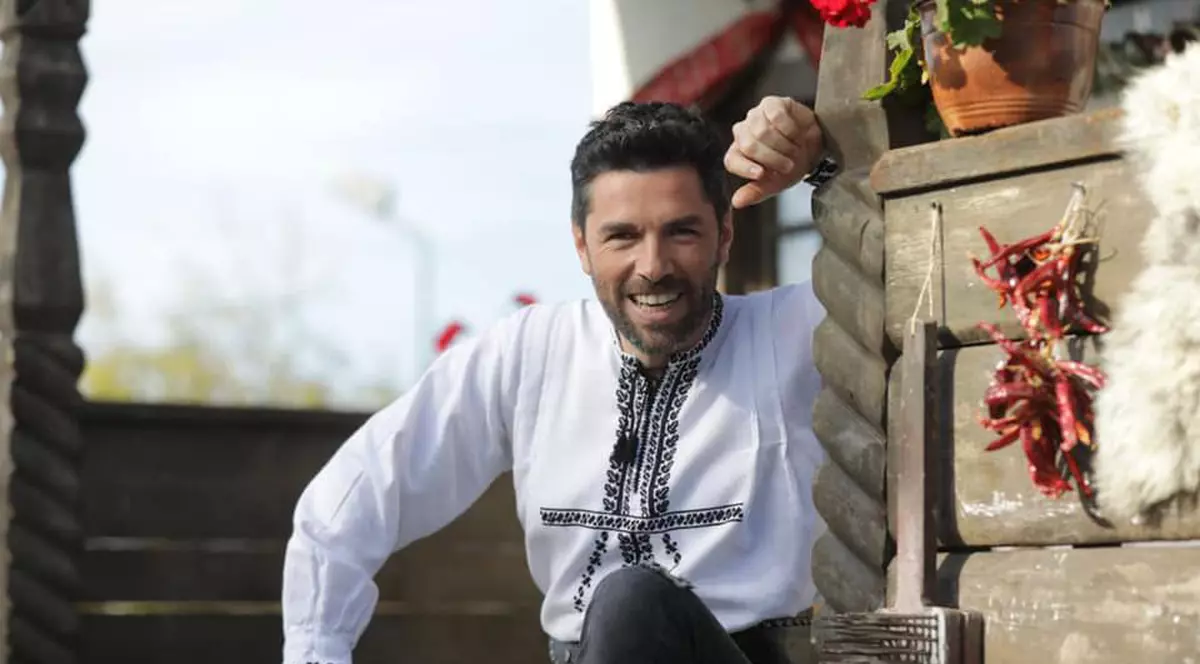 Alex Dima, de la teologie, la jurnalism. „Am crescut într-o casă în care Dumnezeu era prezent”