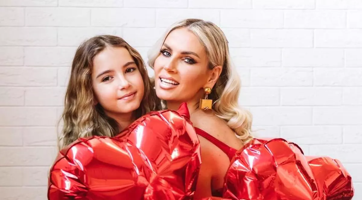 Andreea Bănică, în vacanță cu fiica sa. Ce destinație au ales. „Visele devin realitate”