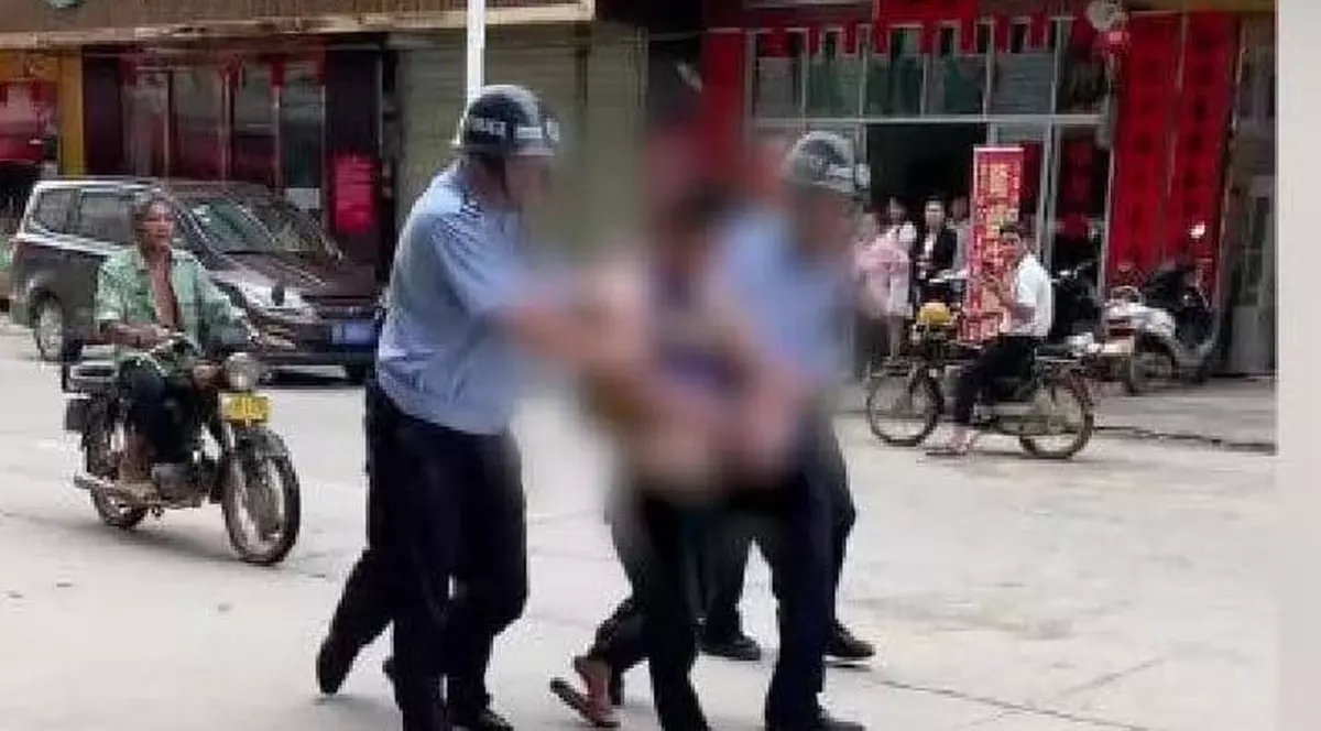 Un mort și 17 răniți, după un atac cu cuțitul într-o grădiniţă, în China