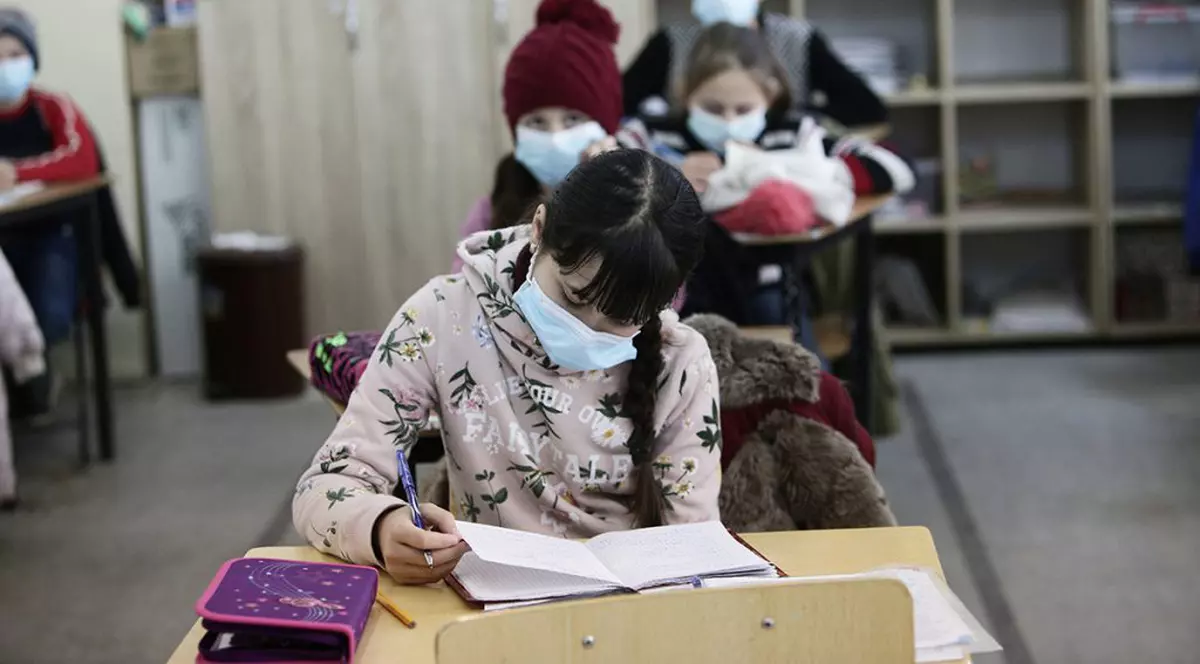 VIDEO Reprezentanții elevilor cer prelungirea anului școlar şi vacanţe mai scurte