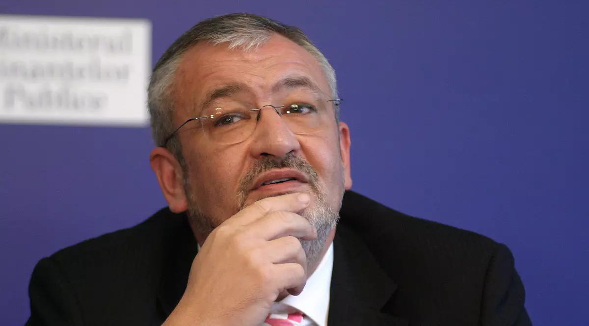 Istoria Medist, firma familiei lui Sebastian Vlădescu care asigura întreținerea ventilatoarelor de la „ Babeș"﻿: Sute de contracte anul trecut, profit de peste 1 milion de euro