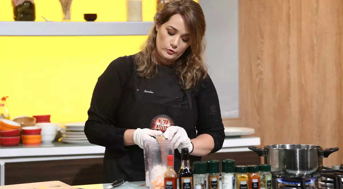 Cine este Maria Șandru, concurenta care a fost la un pas de depresie, după participarea la „Chefi la cuțite”