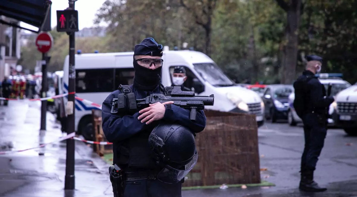 Paris: atac armat soldat cu un mort și un rănit, în fața unui spital