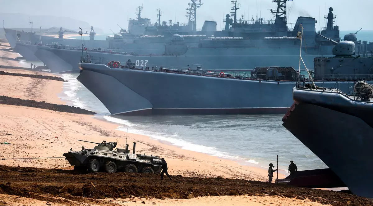 „Dacă Rusia își mobilizează armata și refuză să explice ce se întâmplă, la ce să ne mai așteptăm? Răspunsul este: la orice”