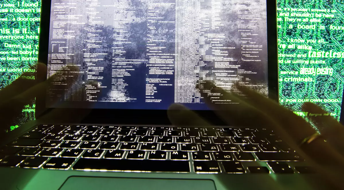Apple, șantajată de un grup de hackeri ruși. Pentru ce vor aceștia 50 de milioane de dolari