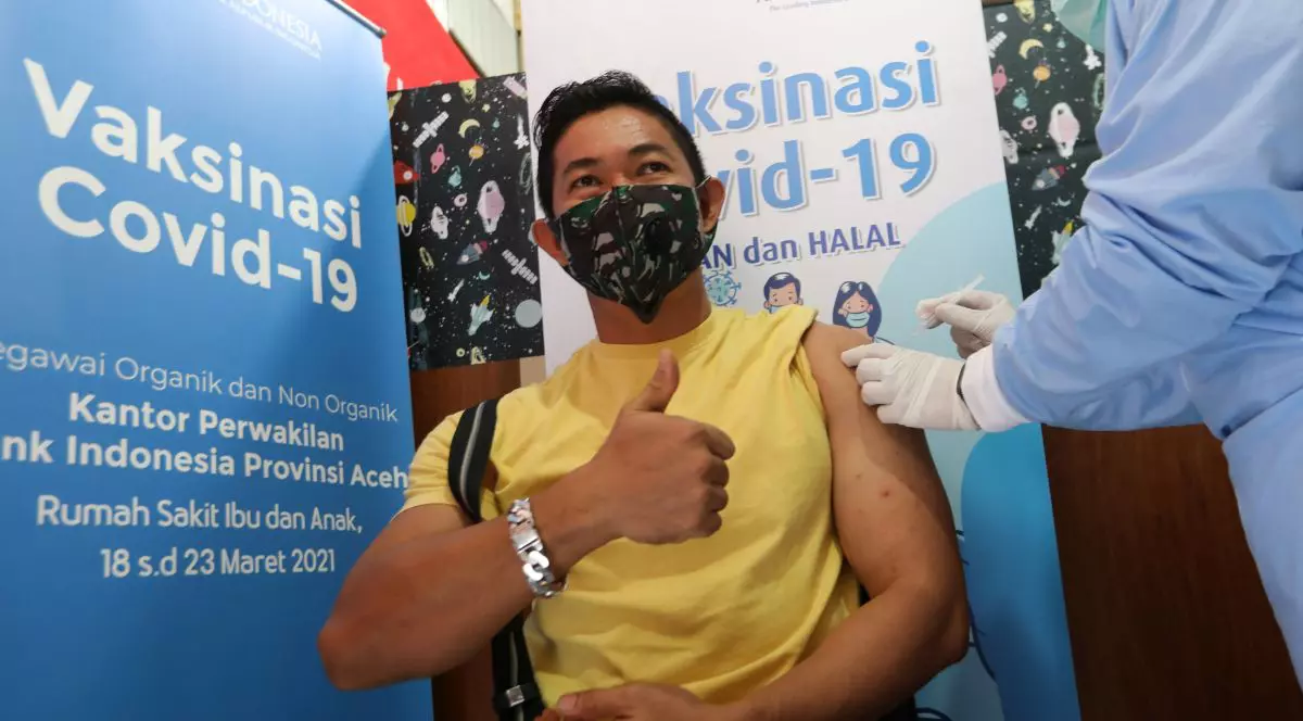 Ouă, bijuterii, blendere și reduceri de taxe: stimulente primite în diverse țări de persoanele vaccinate