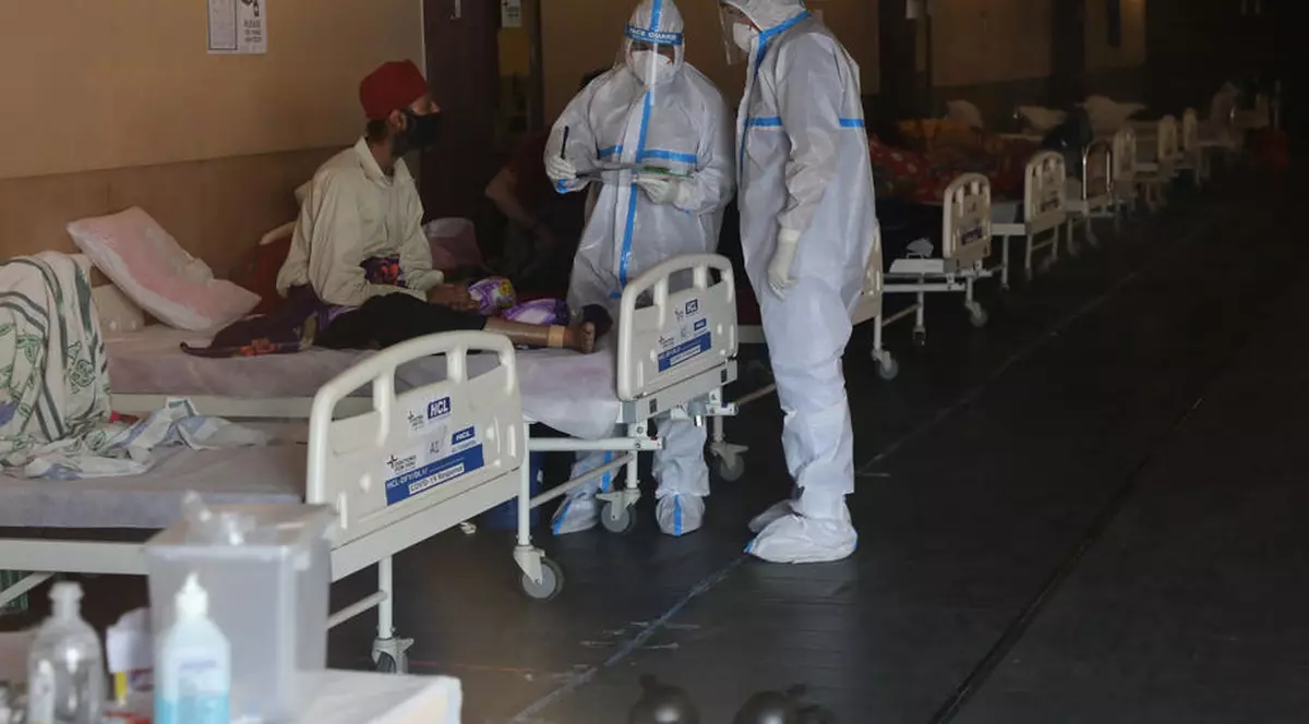 India a depășit în premieră 200.000 de cazuri noi de COVID-19