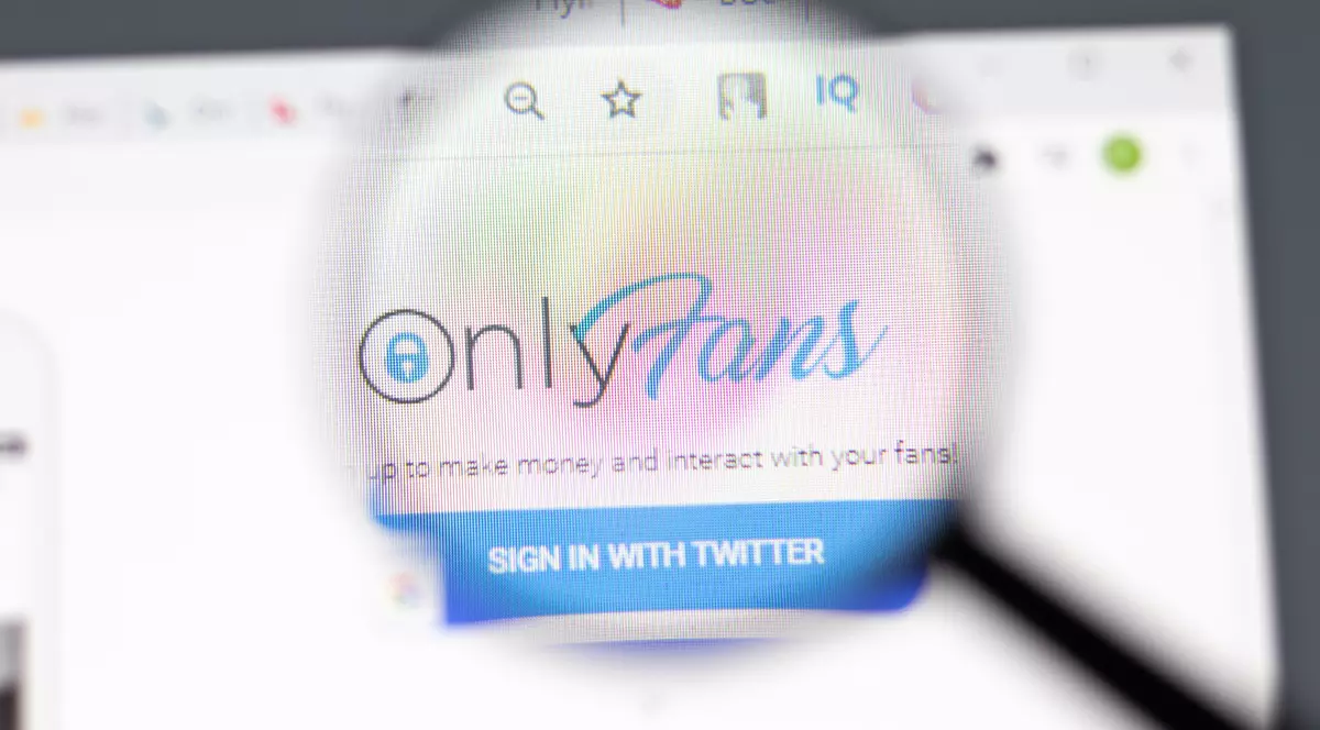 Creator de conținut pe OnlyFans, condamnat la închisoare, în Singapore, pentru că a folosit platforma, în ciuda interdicțiilor