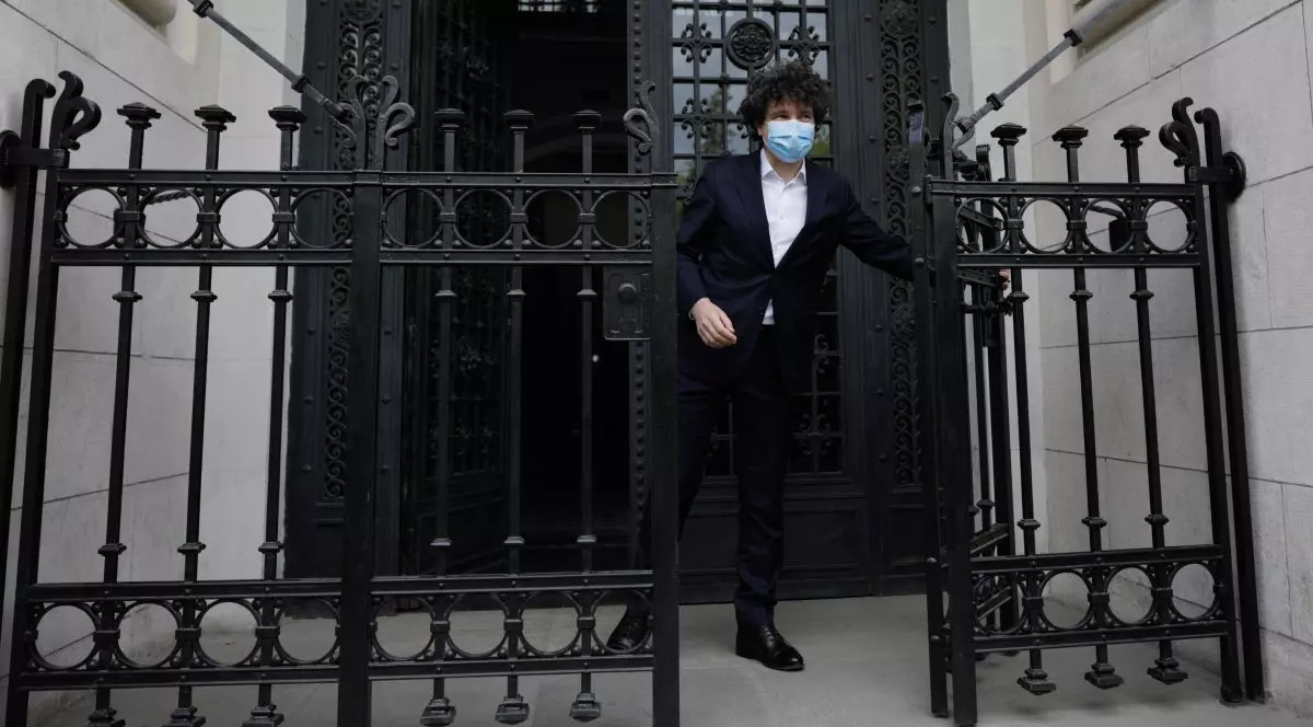 Nicușor Dan promite că rezolvă problema șobolanilor din București „până săptămâna viitoare”