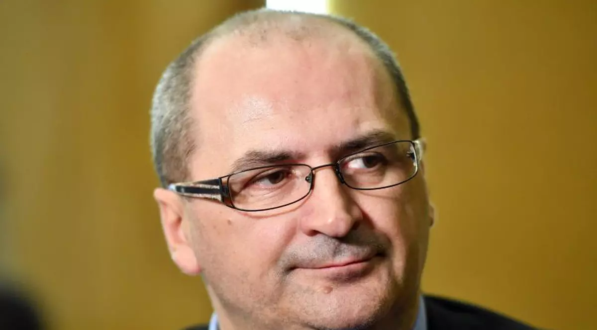 Fost director RATB, reclamat la Parchet pentru că și-a semnat singur promovarea în funcție