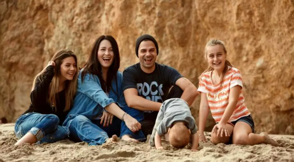 Ce fel de mamă e Amalia Năstase. „Nu-i las pe copii să experimenteze toate chestiile”